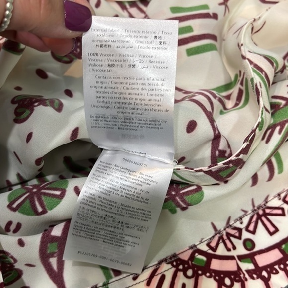 NWT Valentino Short Sleeve Safari Keyhole cutout Top Size 6 - Picture 9 of 12